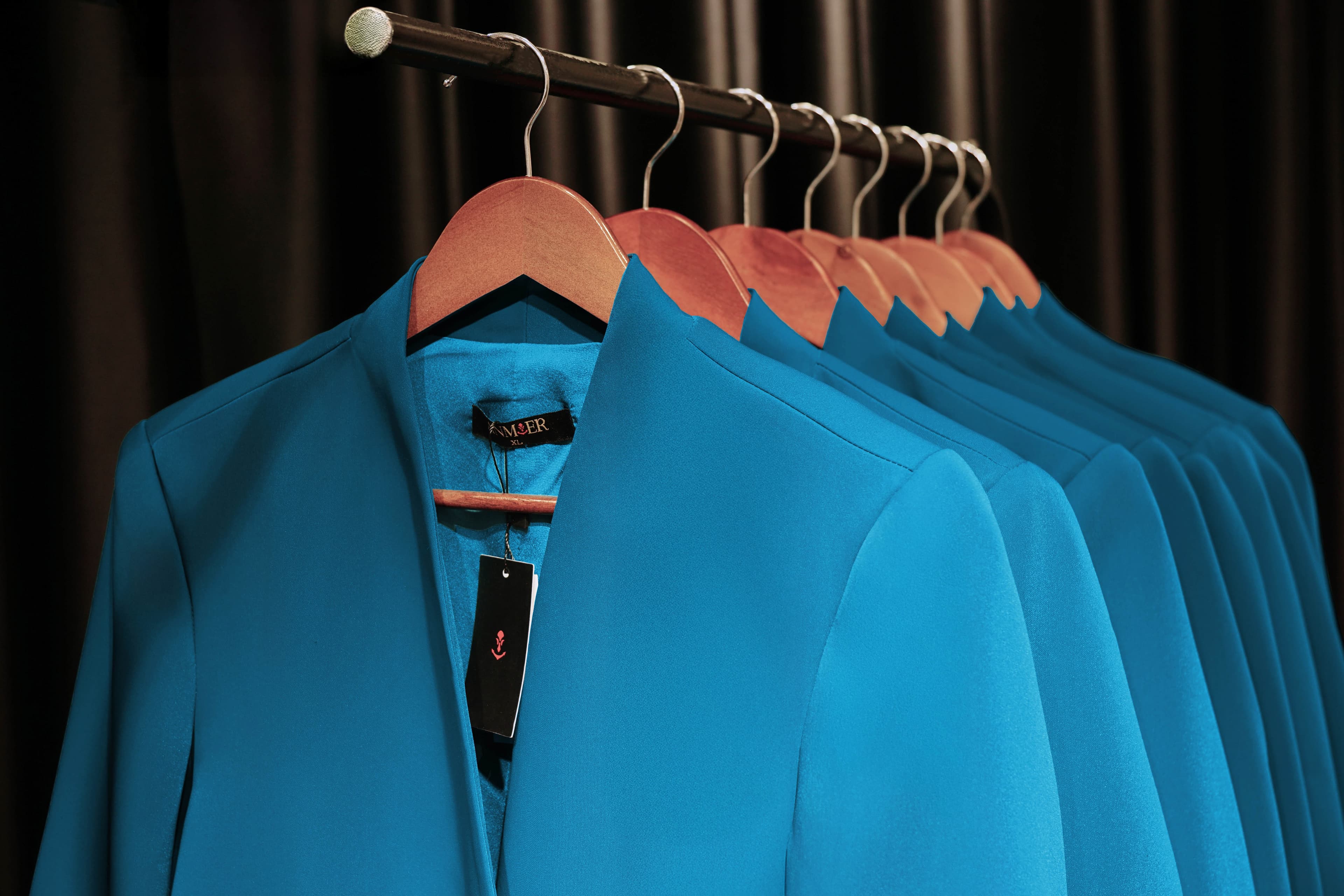 ĐỒNG PHỤC DOANH NGHIỆP - GIẢI PHÁP NÂNG TẦM HÌNH ẢNH THƯƠNG HIỆU