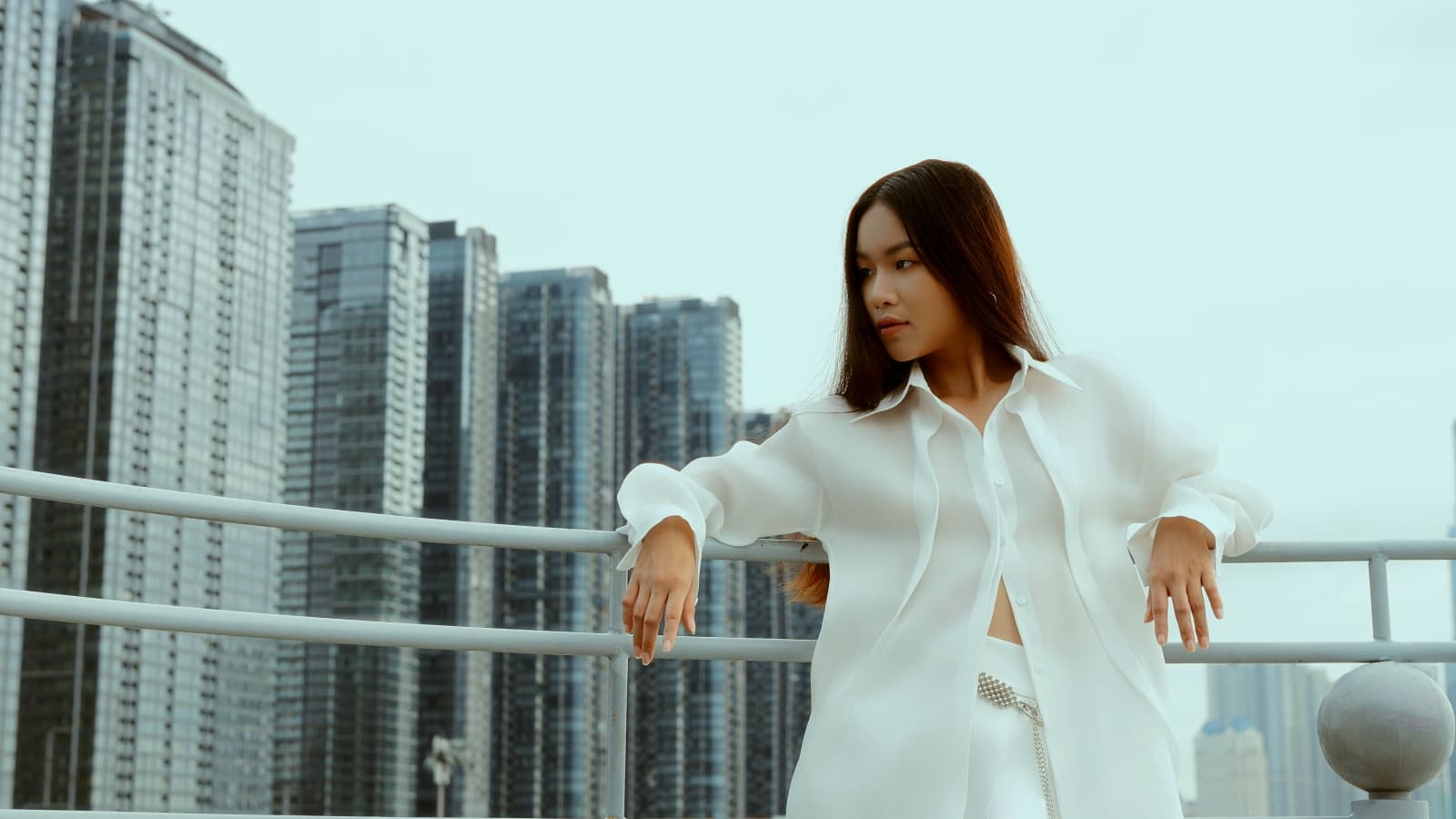 'YÊU LẠI NGƯỜI ẤY' – nghe như một vòng quay cũ, nhưng thật ra là một hành trình mới.